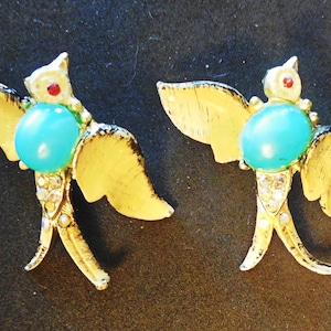 Swallows double pin set jelly belly AB aurora Borealis rhinestone pins brooches vintage bird of paradise