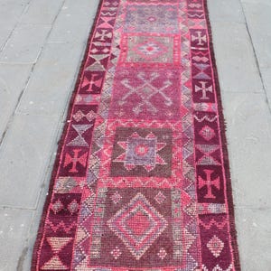 Alfombra turca de 90 x 3,6 m, vintage Herki, tejida a mano, de Anatolia, para pasillo, color rosa