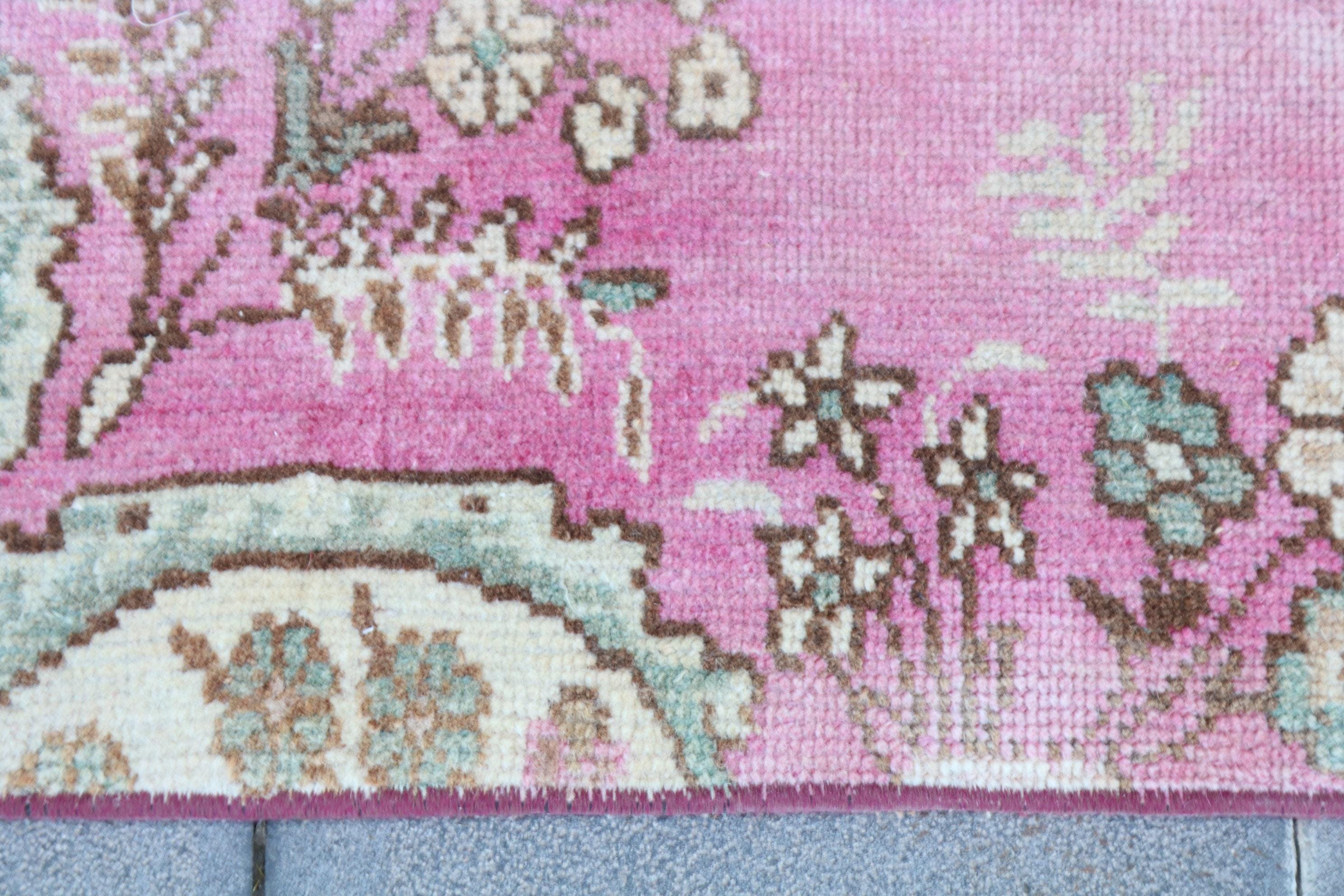 ヴィンテージ トルコ ラグ、69 x 90 cm、2 x 3 フィートのピンク