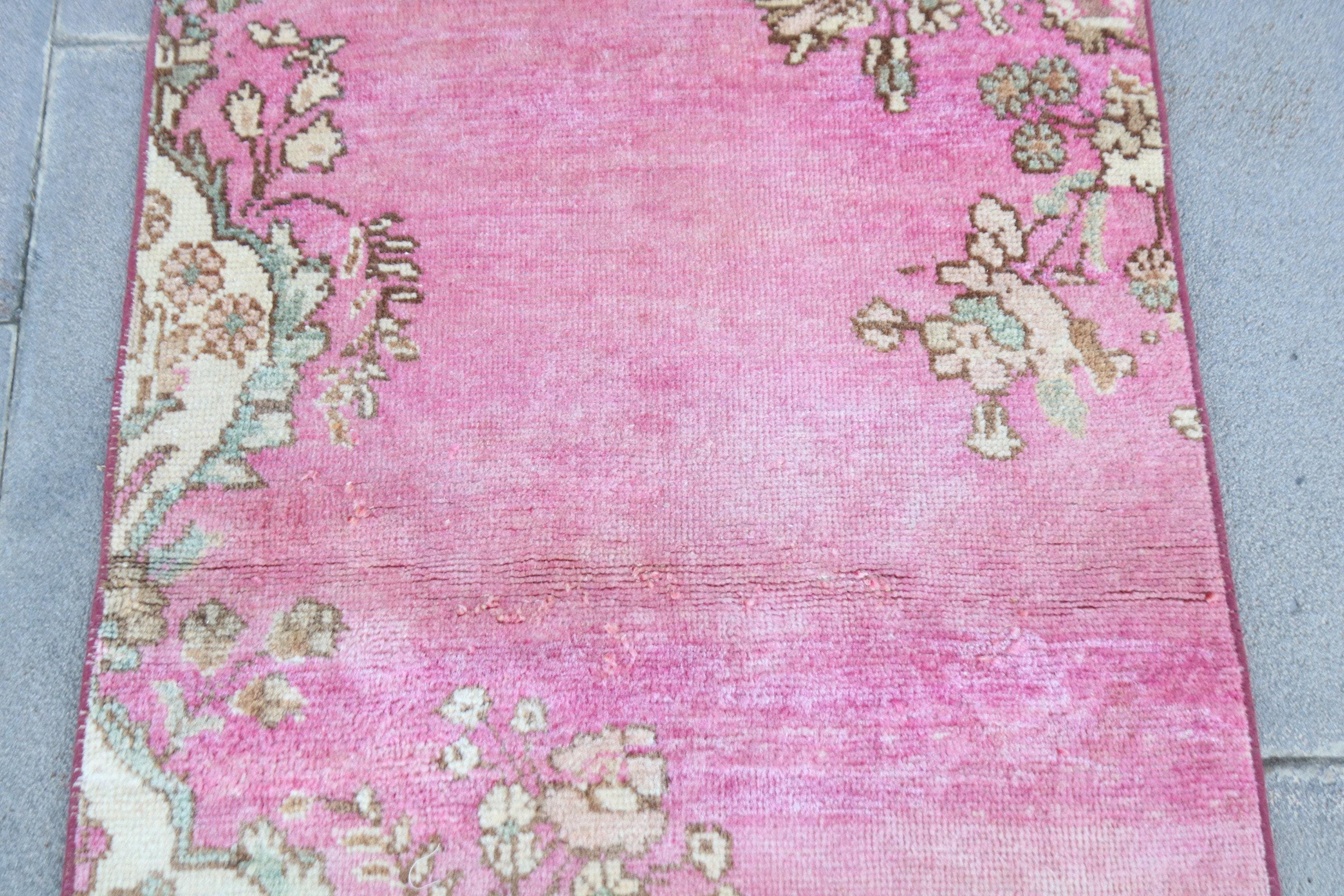 ヴィンテージ トルコ ラグ、69 x 90 cm、2 x 3 フィートのピンク