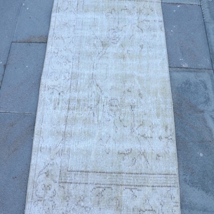 tapis vintage 2,3 x 5,4 pi, tapis turc en laine patchwork marron blanc