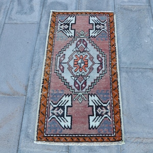 Vintage Turkish Rug, 2x3ft Oushak Rug, Small Area Rug, Handmade Wool Rug, Bohemian Decor, Turkish Runner Rug, Oriental Floor Carpet