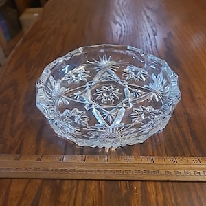 VTG Large 8&quot; Anchor Hocking Star of David Pattern Prescut Glass Ashtray