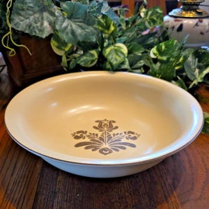 Pfaltzgraff Village 12” 3 Qt Large Serving Mixing Bowl #224 Rare