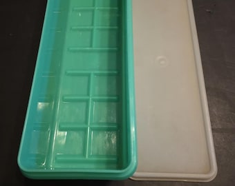 Vintage Tupperware 892 groen 4 1/2" x 12 3/4" x 3" rechthoekige container 891 Deksel
