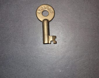 Atchison Topeka Santa Fe Railways AT-SF RYS Brass Hollow Barrel Padlock Key Railroad