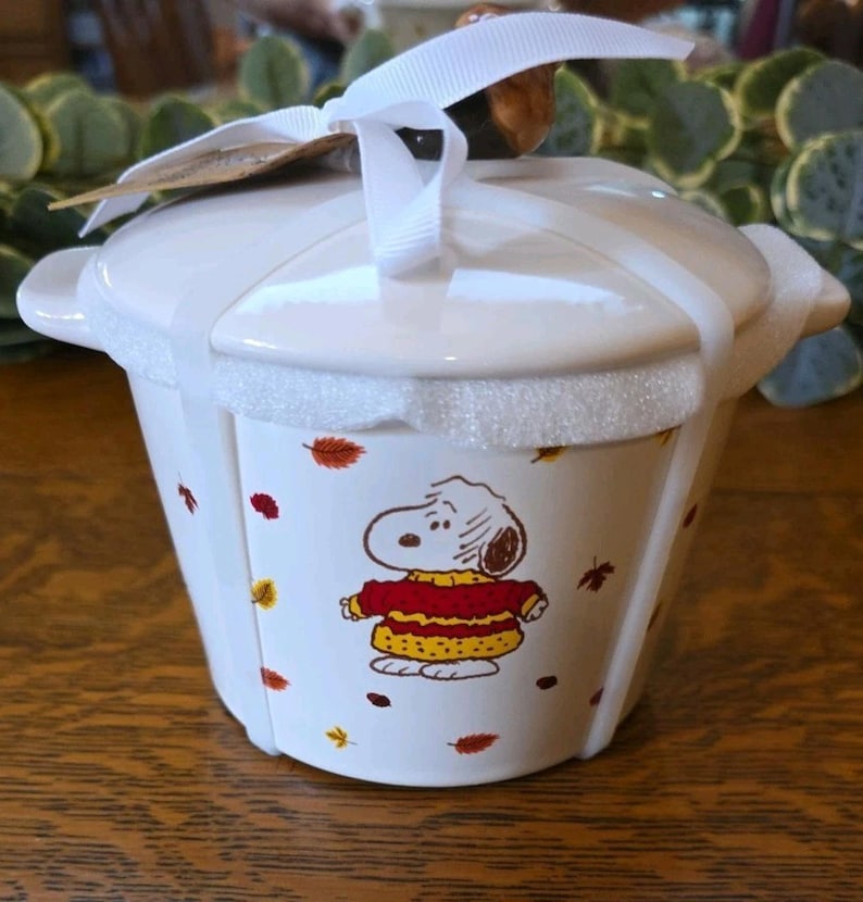 Rae Dunn Snoopy Peanuts Sweater Weather Fall Leaf Mini Bake Crock Acorn ...