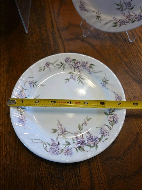 Lot of Corelle Wisteria Bread and Butter Salad Plates 1/4