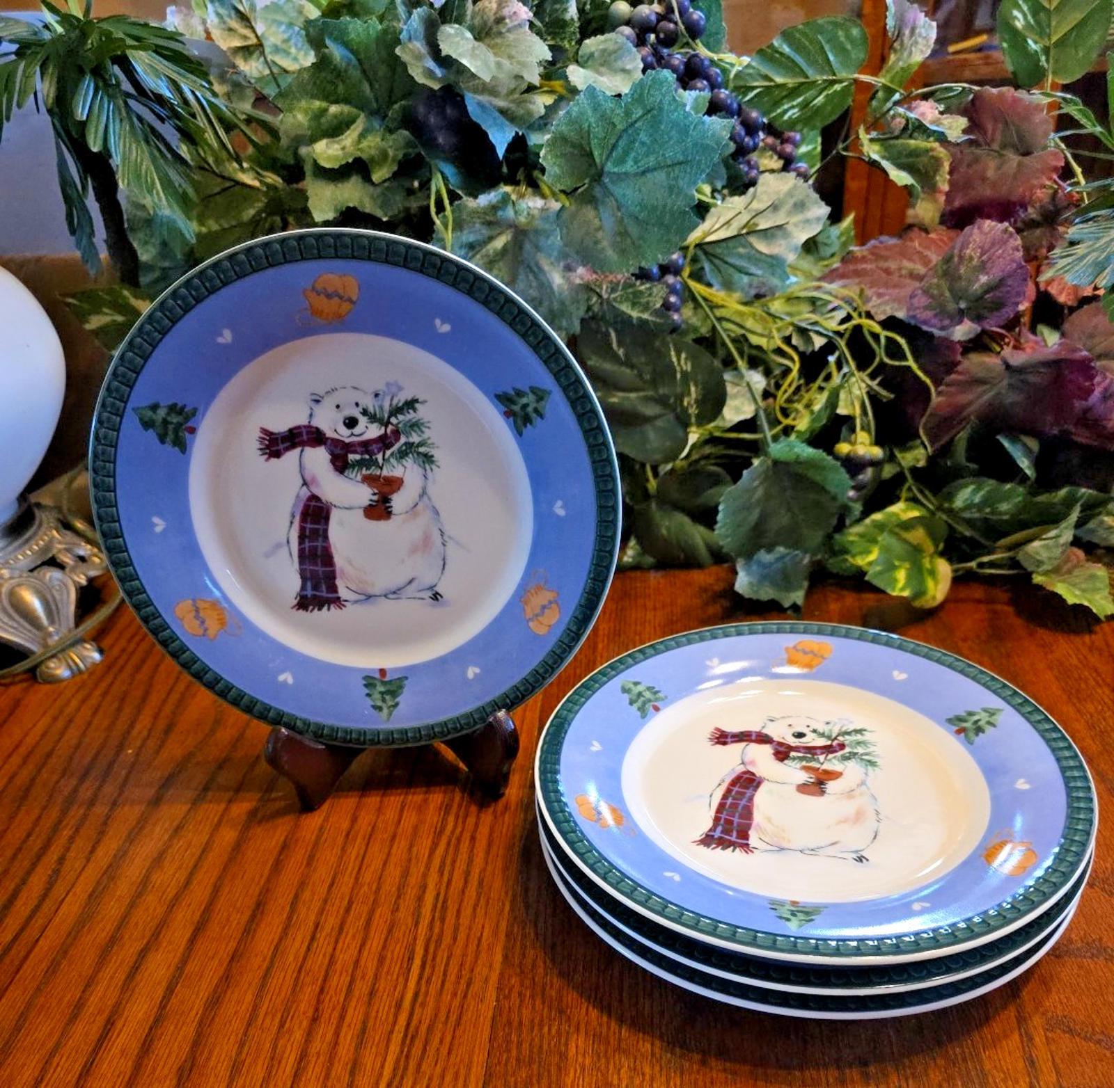 Set of Pfaltzgraff Polar Snow Bear Salad Snack Plates