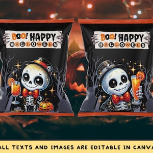Puede incluir: Dos bolsas de snacks negras con temática de Halloween con ribete naranja. Cada bolsa presenta un personaje de esqueleto de dibujos animados sosteniendo un cóctel, usando un sombrero de copa y una pajarita. El texto "BOO! HAPPY HALLOWEEN" se muestra en la parte superior.