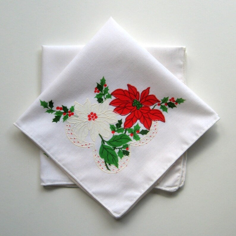 Vintage Cloth Napkins Set of 2 Holiday Napkins Christmas Etsy