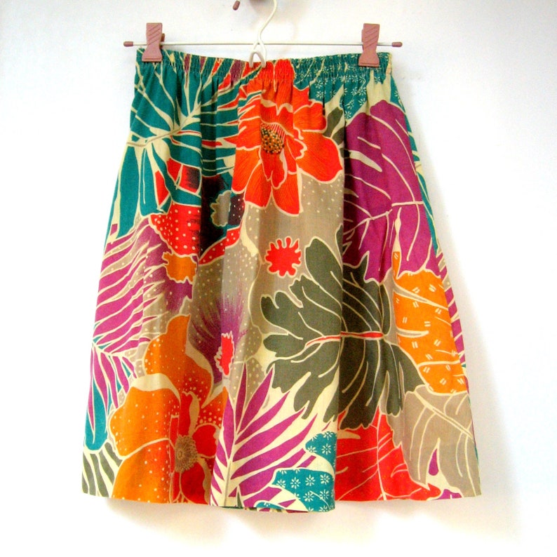 Short skirt Tropical Skirt Palm fronds Gathered skirt Vintage Skirt Tropical flowers Floral skirt Flowers Elastic waistband