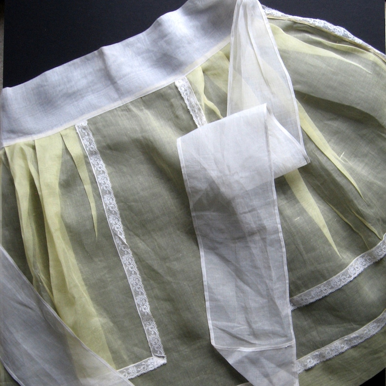 Half Apron Retro apron Butter yellow Cottage chic White lace trim Vintage Apron Mid century apron Semi sheer OrganzaNylon Apron