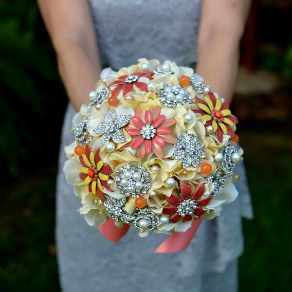 READY TO SHIP -- Vintage sunshine brooch bouquet
