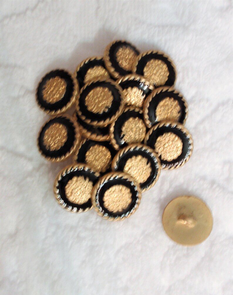16 Vintage sewing button 18 mm CoatDress buttonshank buttonsewing suppliescrafting dress making