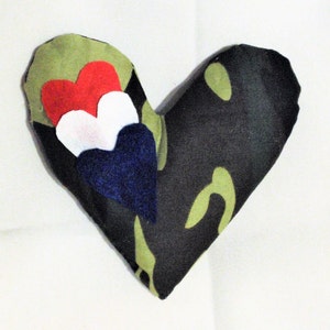 Heart pillow / 6 inch X 6 inch W X 1 &quot; D/Valentine/ Father&#39;s Day / Unisex gift/Unique Handmade gift/Valentine gift