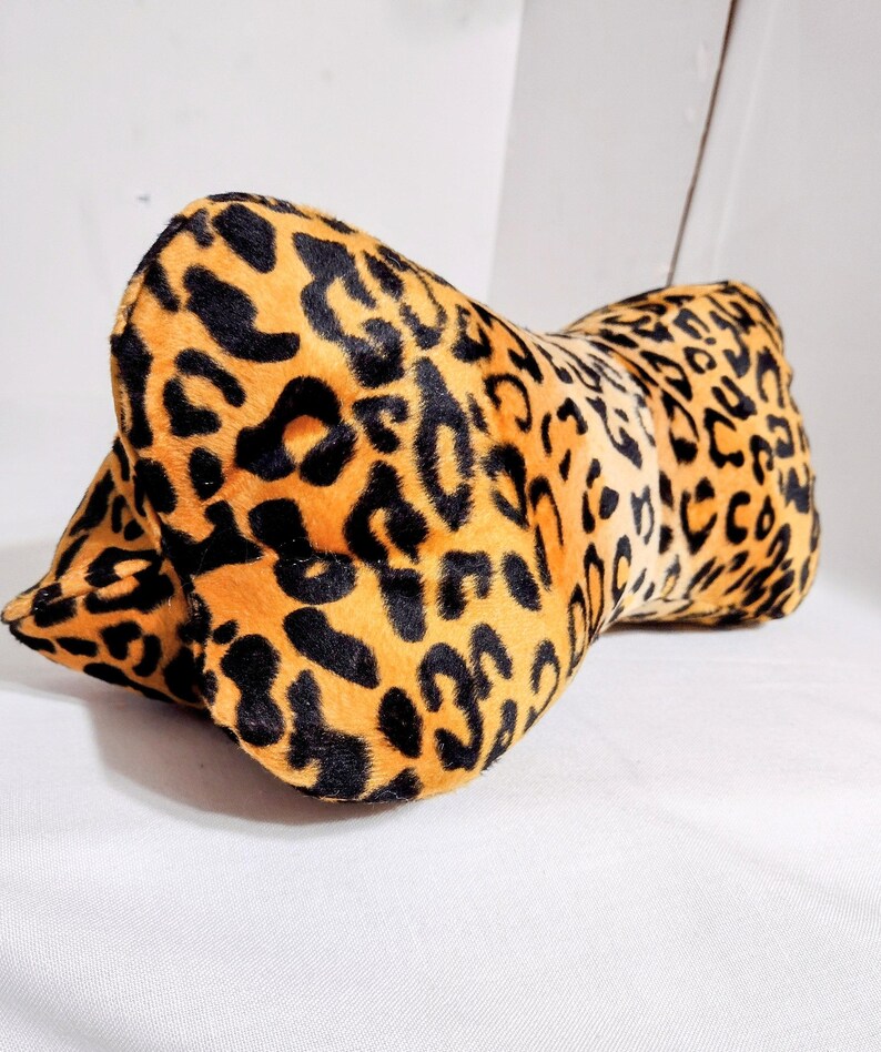 FREE Shipping Neck Support Pillow/3 Sided Bone Shape Pillow/plush