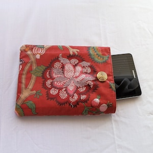 iPad /Tablet sleeve. Floral  polished cotton fabric.9.5 &quot; High X 8 &quot; Wide Handmade. Tablet storage  Purse . Gift under 20 ,Gift for her