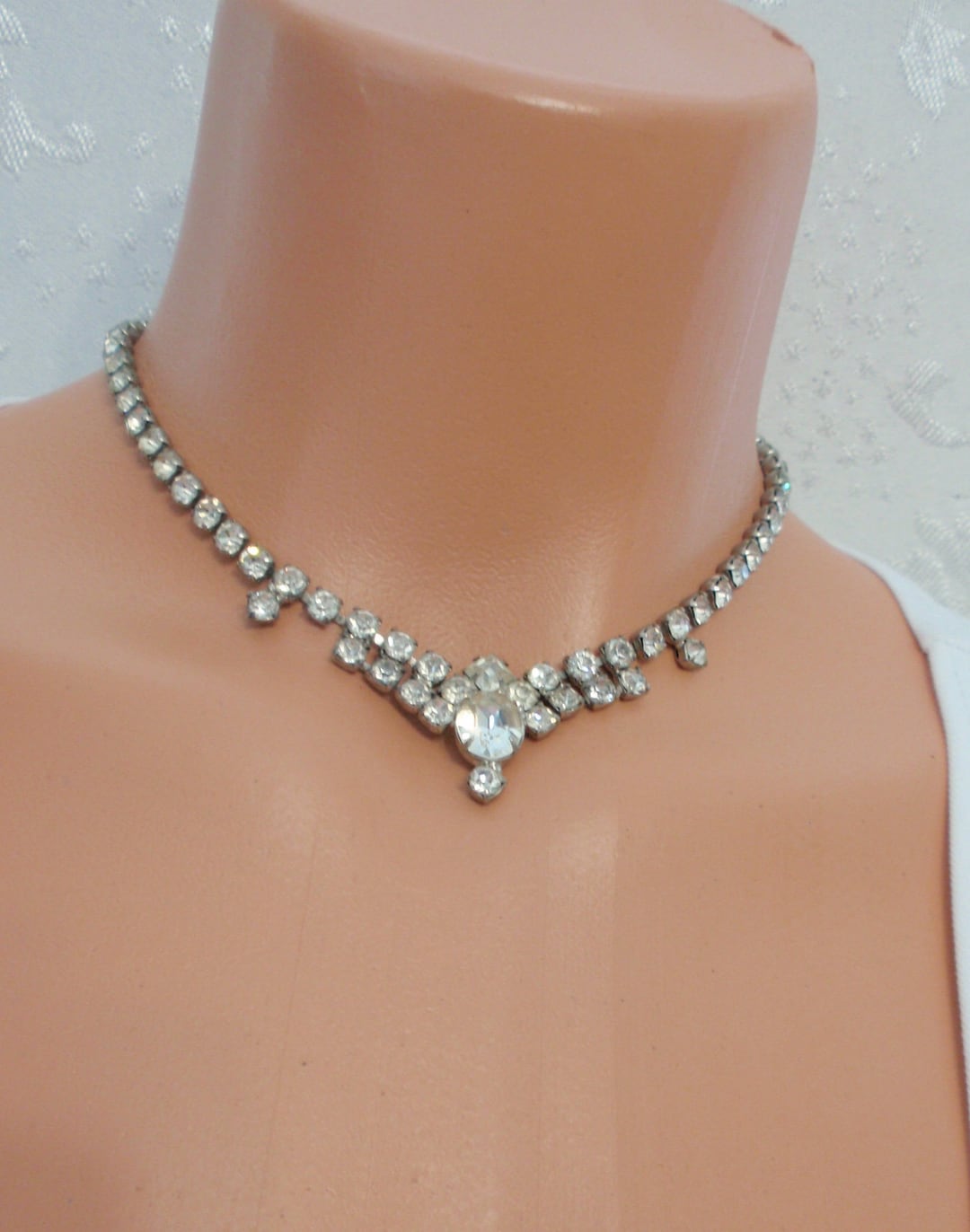 Vintage Rhinestone Choker Necklace. 15 Inch X 5 Mm.bib 1 Statement
