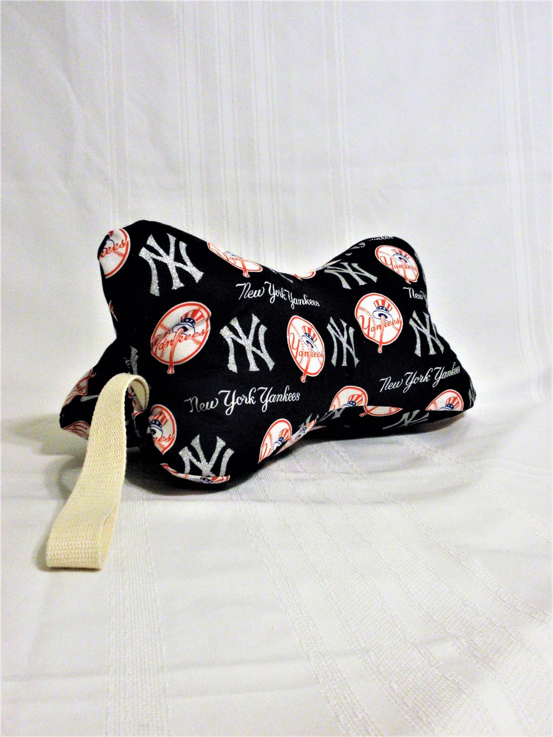 New York Yankees Dog Bone Neck Support Pillow/3sided Pillow/travel