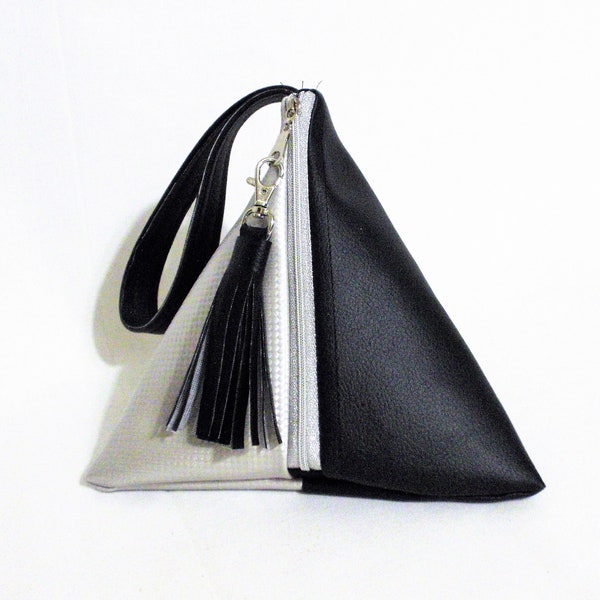 Pyramid Triangle purse/Handmade / Evening Fashion statement /Tassel key holder/8.5 "Pyramid /Evening purse/ Vegan Leather purse/Gift for her