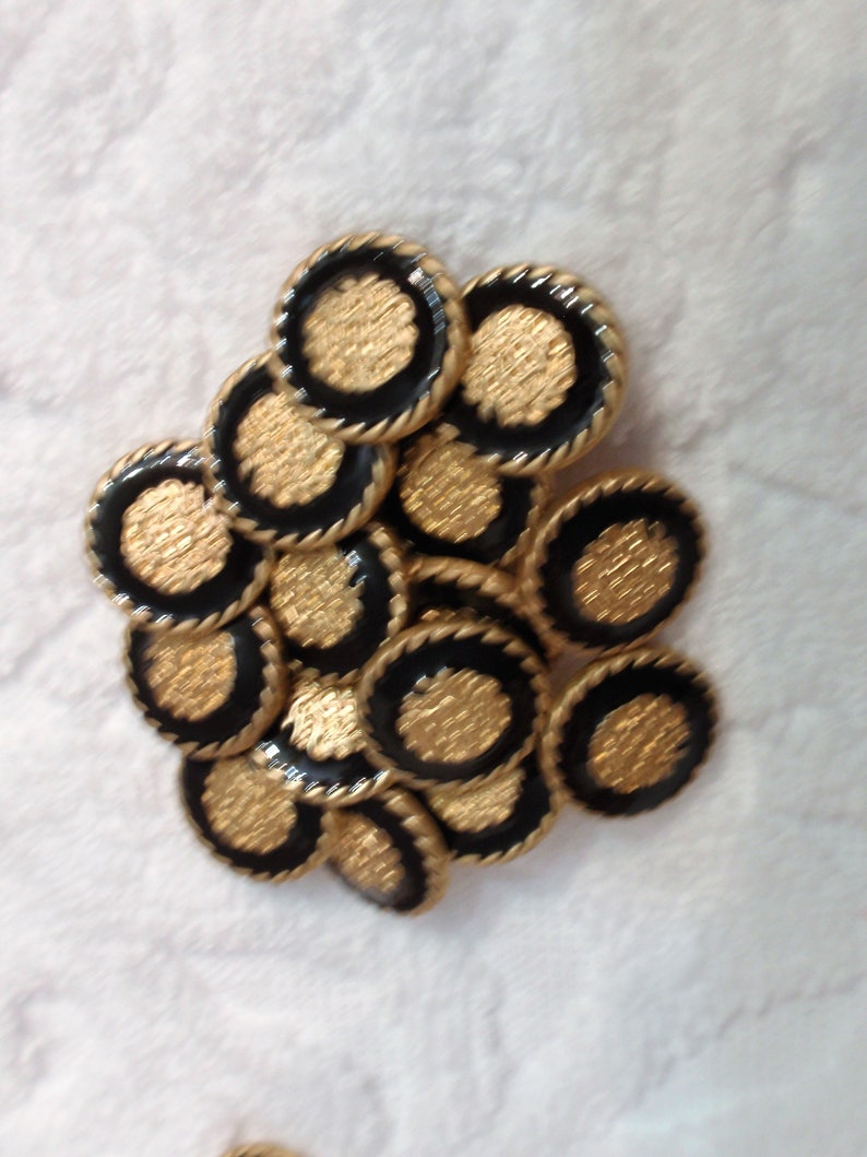 16 Vintage sewing button 18 mm CoatDress buttonshank buttonsewing suppliescrafting dress making