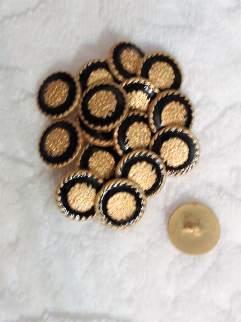 16 Vintage sewing button 18 mm CoatDress buttonshank buttonsewing suppliescrafting dress making
