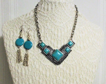 Necklace Earring set, Vintage Turquoise/ Antique Silver Bib necklace , 17 ", 3 " extender./Handmade Tassel Drop earrings / Gift for her