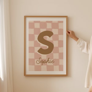 Poster prénom personnalisé, oeuvre d'art murale pour enfant, décoration de chambre de bébé rétro, impression numérique monogramme, impression de lettre personnalisée, affiche de chambre de fille, plaque nominative