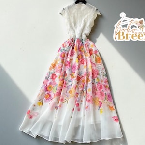 Floral Chiffon Sleeveless Dress | Retro Casual Long Gown | Lace Patchwork Detail | Elegant Party Look | Boho Maxi Style for Women