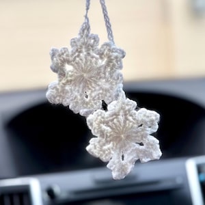 Christmas car accessory, snowflake car hanger, Christmas car hanger, Christmas accessory for car, rearview mirror accessory, Christmas decor