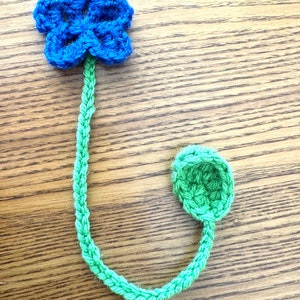 Flower bookmark, crochet flower bookmark handmade, book lover gift, crochet book mark