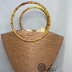 Handmade Raffia Boho Bag: Sustainable Bamboo Handle Beach Tote