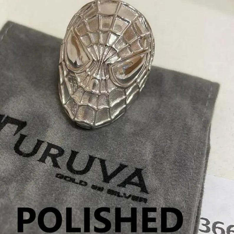 Ring med ansiktsmask i sterlingsilver, smycken för superhjältefilmfans Polished