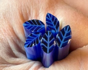COE 90 - Transparent Blue Leaf Murrine
