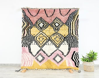 Vibrant Pink Beni Ourain Rug Geometric Design - Handmade Moroccan Carpet - Colorful Authentic Berber - Unique, Cozy, and Stylish