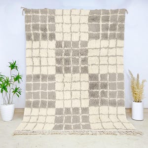 Authentic Berber Wool Area Rug, Check Pattern Beni Ourain Carpet, Handwoven Moroccan Rug for Modern Boho Living Room Decor
