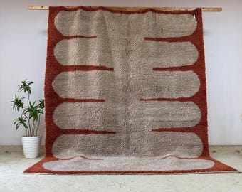 Plush Beni Ourain Rug, Cream Wool Carpet with Terracotta Abstract Lines, Authentic Moroccan Tribal Berber Decor for Modern Homes