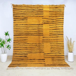 Striped Yellow Wool Rug – Premium Moroccan Beni Ourain Handwoven Carpet – Cozy Artistic Accent for Contemporary Living or Dining Rooms