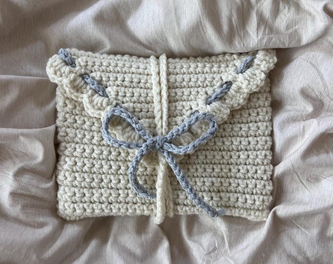 Handmade Crochet Kindle Paperwhite Sleeve with Snap Button or Wrap Around Yarn | E-Reader Protective Book Pouch | Bookish Gifts
