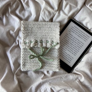 Handmade Crochet Book Pouch | Protective Sleeve | Case for Kindle Paperwhite | E-Reader Sleeve | book gifts | bookish gifts | book sleeve
