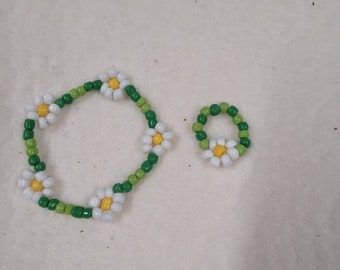 Daisy Seed Bead Expandable Bracelet Ring Set