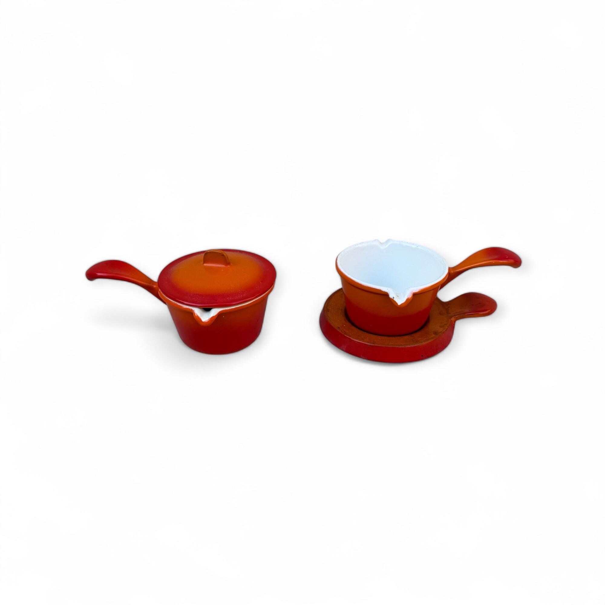 descoware バターウォーマー　鋳物　オレンジ　ヴィンテージ Vintage Descoware Butter Warmer, Orange Flame Cast Iron Pans - A