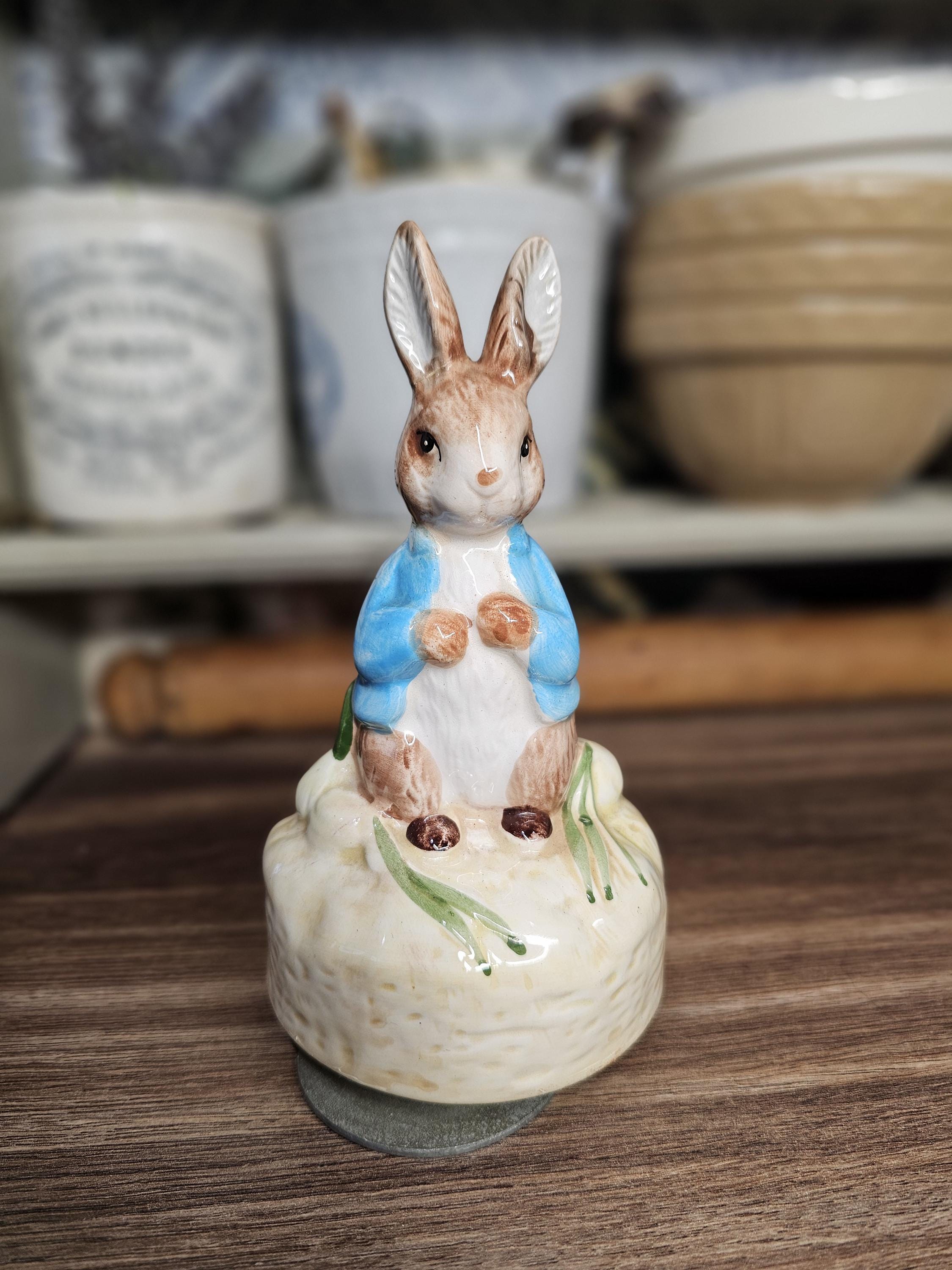 ピーターラビット　Schmid セラミックオーナメント8個セット Peter Rabbit Schmid - Etsy