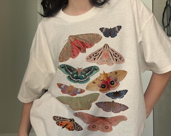 Moth Bug Y2K Shirt, Cottagecore Insect 90s Aesthetic Trendy TShirt, Vintage Y2K Moth Goblincore Tee, Weirdcore 90s Moth Lover Harajuku Shirt