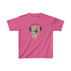Y2K Headphones Cat Baby Tee 90s Kitten Baby Tee Silly Cat Meme Shirt, Cat with Headphones Trendy Top Pinterest Aesthetic, Funny Cat Baby Tee Heliconia