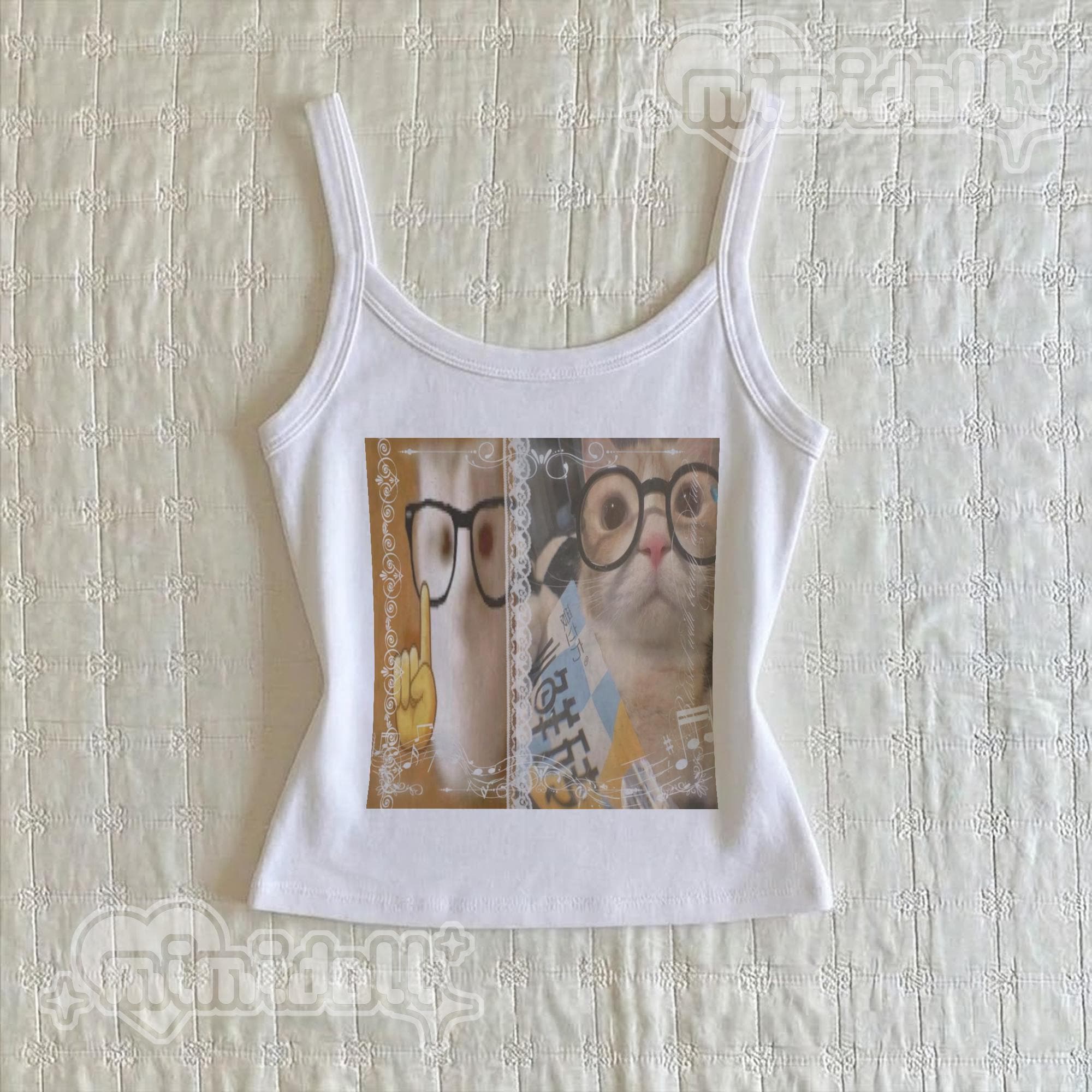 2000s Tank Tops - Etsy - Page 2