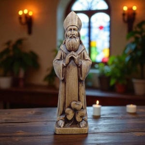 St Patrick Holzstatue St Patrick Hand geschnitzte Holzstatue St Patrick Holzstatue St Patrick Irland Statue Schutzpatron von Irland