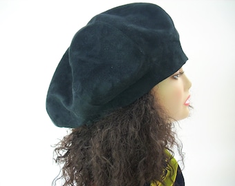 Oversized Black Faux Suede Beret: Satin Lined, Adjustable Fit