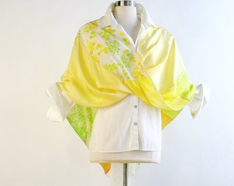 Mobius Wrap/Infinity Shawl/Twisted Mobius Wrap/Lemon Lime Silks/by Brenda Abdullah